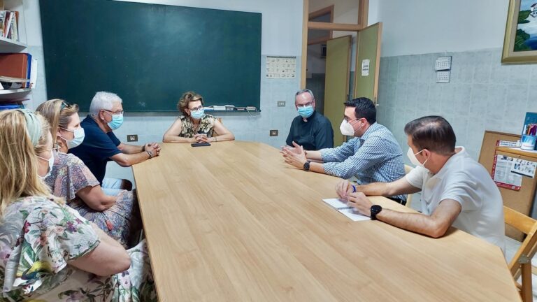 Casabó demana posar-se al dia urgentment en els pagaments a les entitats socials