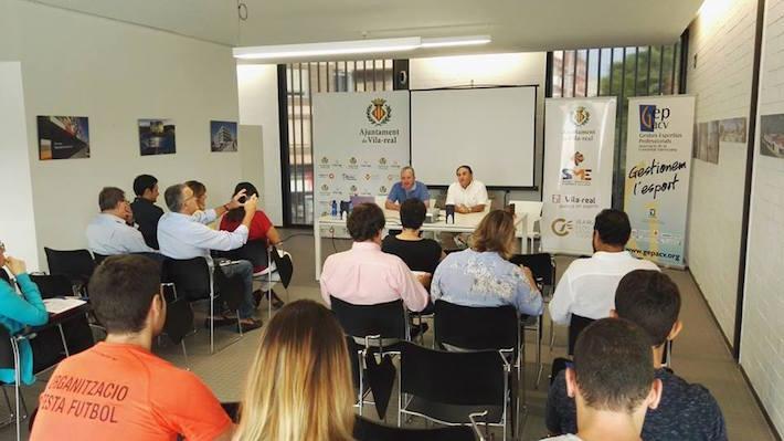 35 gestors esportius de tota la Comunitat han assistit aquest cap de setmana a la jornada de ‘Esport i Salut’ en la BUC