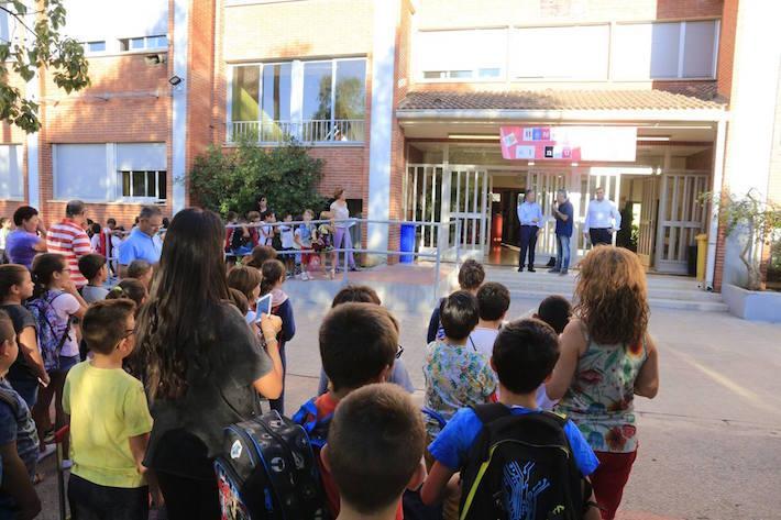 El col·legi Carles Sarthou comença el curs amb l'anunci de la retirada dels barracons 