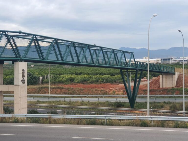 Nova passarel·la ciclopeatonal a Onda per connectar zones clau de la ciutat