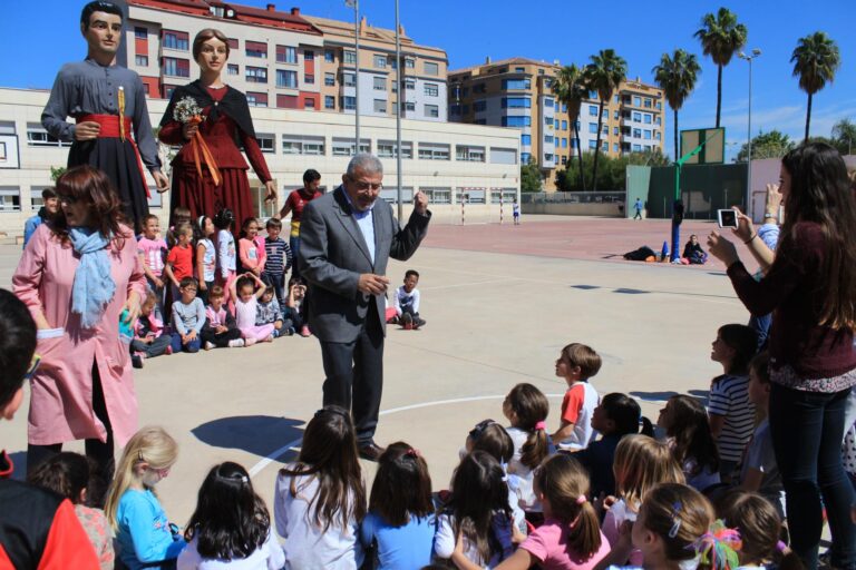 ‘Gegants a l’Escola’ viu la seua primera edició al CEIP Angelina Abad i a Gimeno Baró