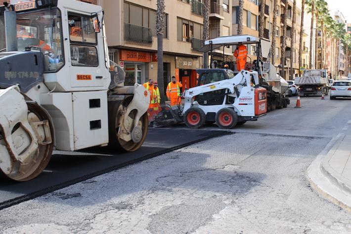El pla de manteniment de vies urbanes posa a punt els principals encreuaments de l’avinguda Pius XII