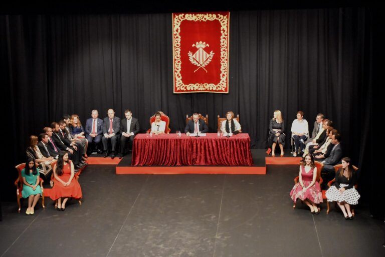 Vila-real homenatja a 31 parelles que compleixen 50 anys de casats 