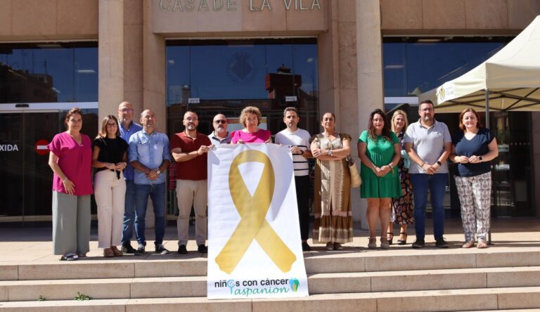 Vila-real amb el mes de sensibilització del càncer infantil