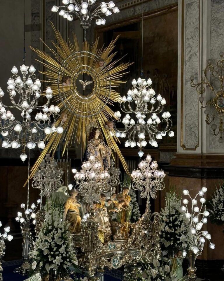 Els veïns de Vila-real celebren amb devoció la festa de la Immaculada Concepció