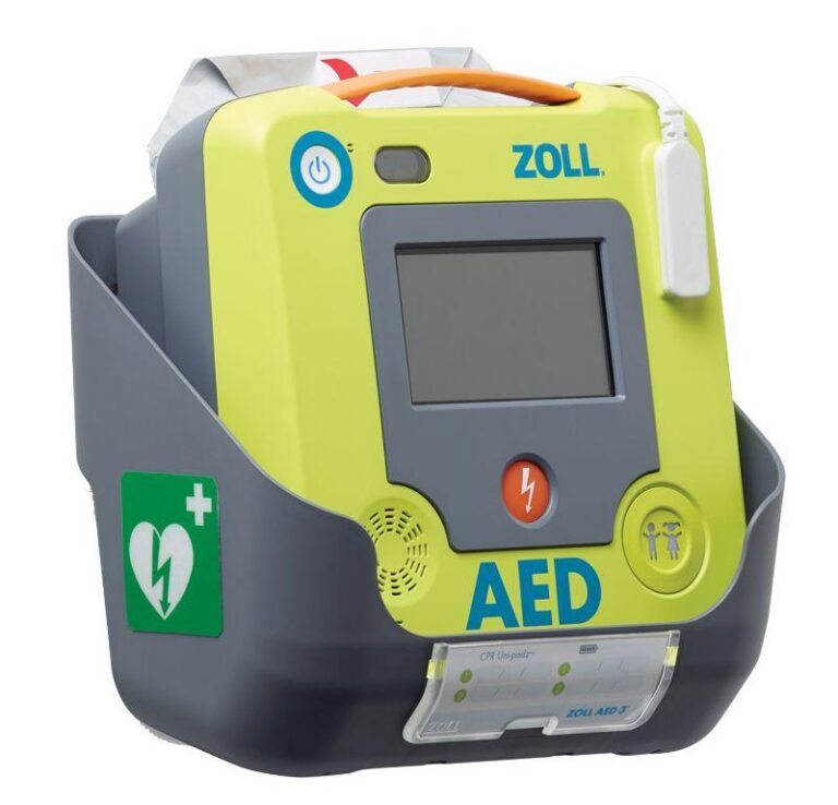 Heroica actuació policial salva una vida amb l’ús del desfibril·lador DESA