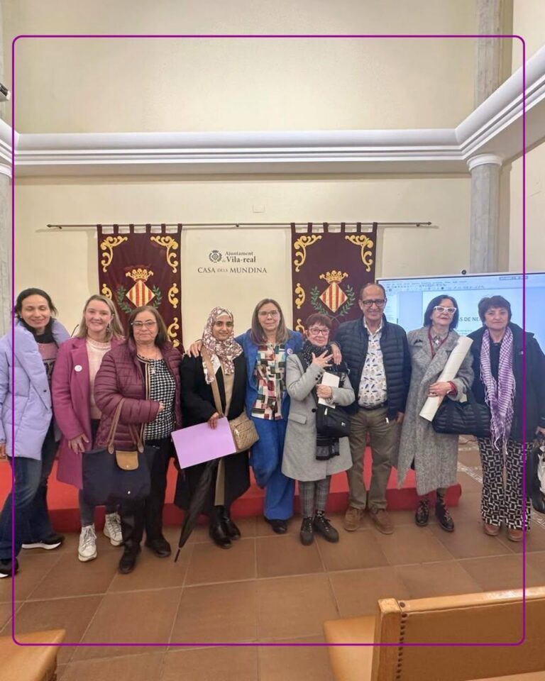 Vila-real dona veu a la lluita feminista amb reflexió i humor