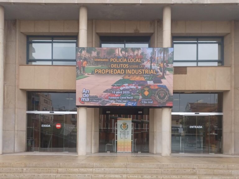 Vila-real acull un seminari nacional sobre l’actuació policial en delictes de propietat industrial