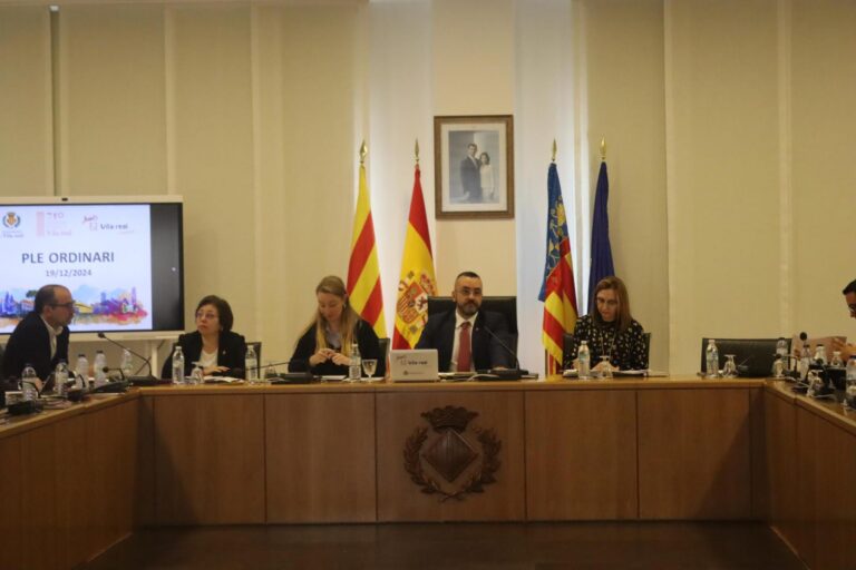 El Ple de Vila-real aprova el pagament de més de 300.000 euros en factures pendents i altres mesures destacades