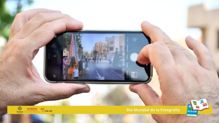 Vila-real celebra el Dia Mundial de la Fotografia amb un reconeixement als qui capturen la memòria col·lectiva