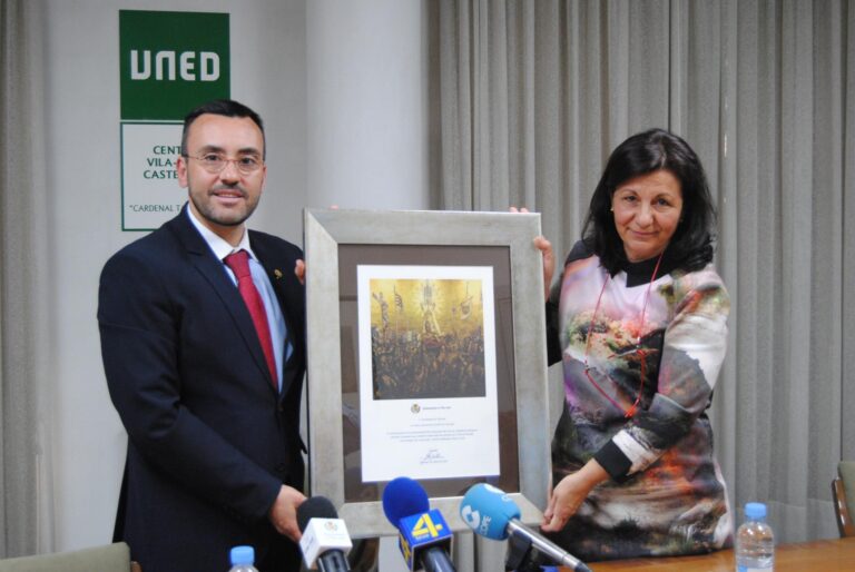 El Cicle de Conferències Blanques de la UNED compleix hui cinc anys