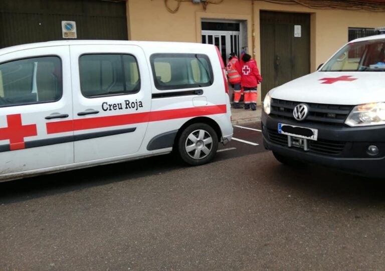 Protecció Civil reparteix medicaments a 30 pacients oncològics que viuen a Vila-real