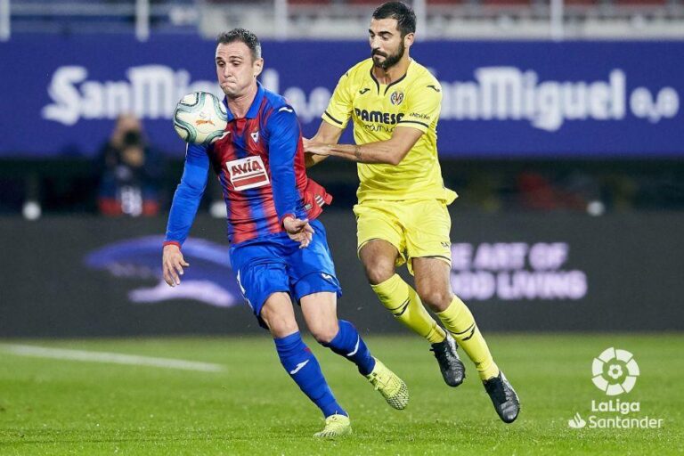 El Villarreal encaixa una derrota davant el Eibar en Ipurúa amb un gol en el minut 95 (2-1)