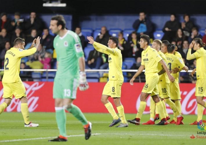 El Villarreal, convertit en un cicló, es porta per davant a una Reial Societat que ha donat moltes facilitats (4-2)