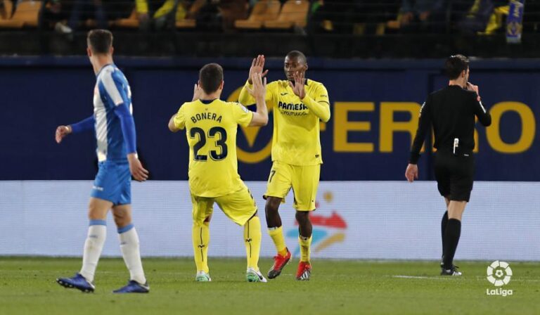 Toko Ekambi i Carlos Bacca salven els mobles d'un frèvol Villarreal davant l'Espanyol (2-2)
