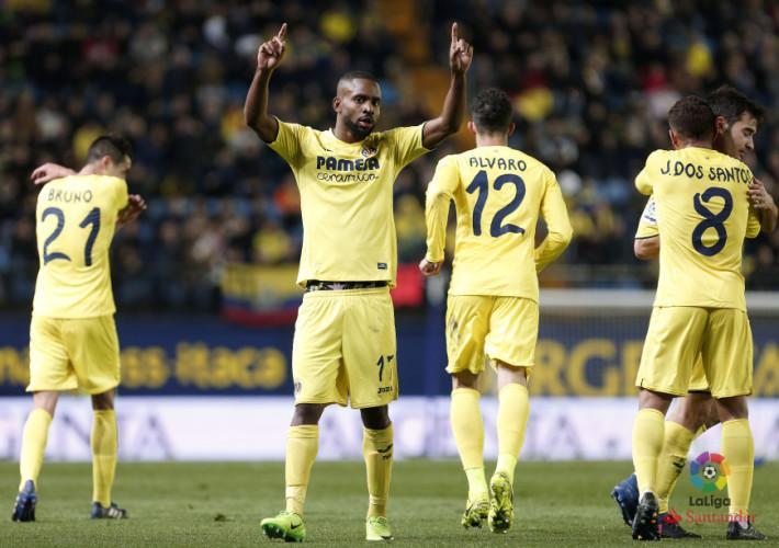 El Villarreal supera a l'Espanyol amb gols de Soriano i Bakambu (2-0)