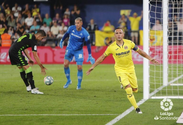 Chukwueze torna a ser el revulsiu per a la victòria del Villarreal contra el Real Betis (5-1) a La Ceràmica
