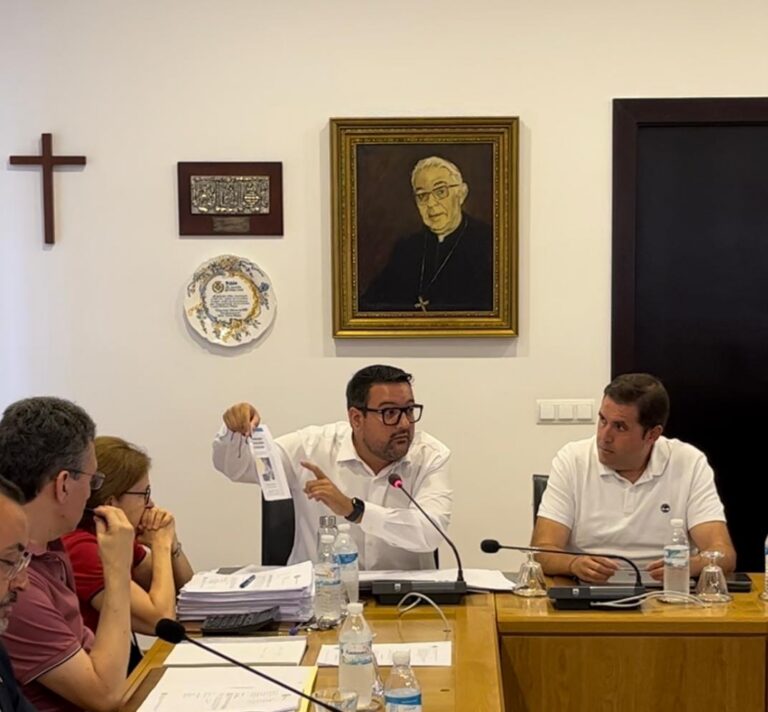 Casabó insta Benlloch a rebaixar l’IBI en 2025 per a reduir l’impacte de la taxa de fem