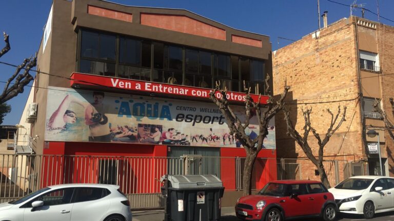 Vila-real obrirà el pavelló Campió Llorens i la piscina d’Aquasalut a setembre