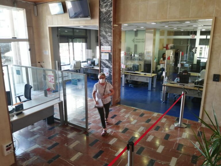 Els veïns ja poden reservar cita prèvia per als tràmits presencials a l'Ajuntament de Vila-real