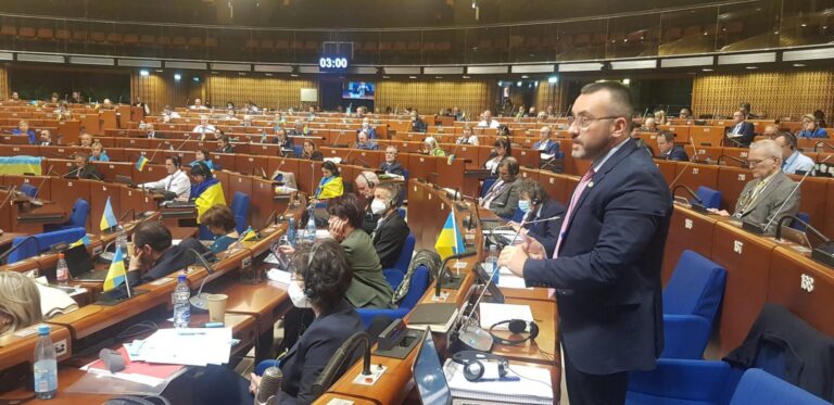 Benlloch condemna la «intolerable agressió» de Rússia a Estrasburg