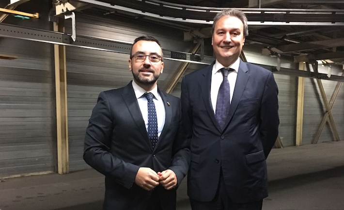 Benlloch visita la planta de Ford Almussafes per a conéixer el seu model de creixement i de desenvolupament