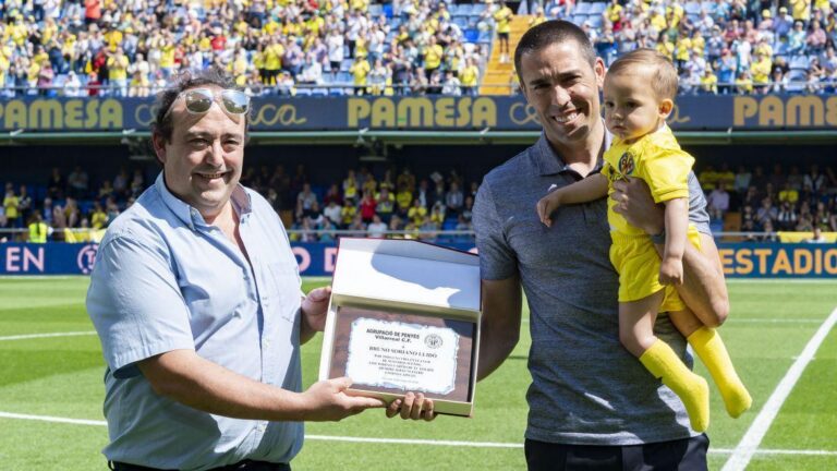 Merescut homenatge del Villarreal i la seua afició a l’etern capità Bruno Soriano