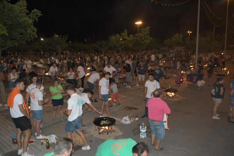 La Contra, Tarannà i La Esquina del Cantó es fan amb el Concurs d’empedrats que ha reunit a 2.100 persones