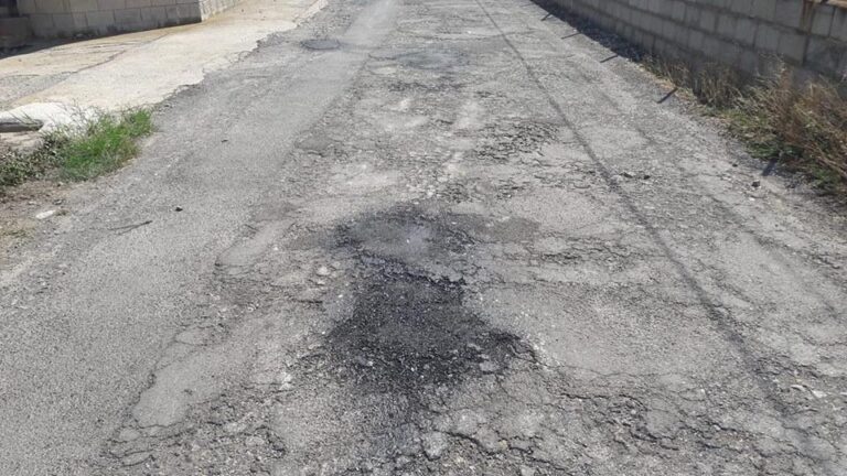 El PP demana a Serveis Públics un pla d'asfaltat real per a carrers i camins rurals