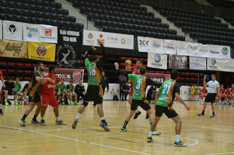 Injust empat fora de casa del CH Vila-real en el derbi contra el CD BM Castellón (27-27) 