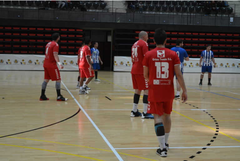 El CH Vila-real es complica la permanència amb la derrota contra el CH Sant Joan (33-24) 