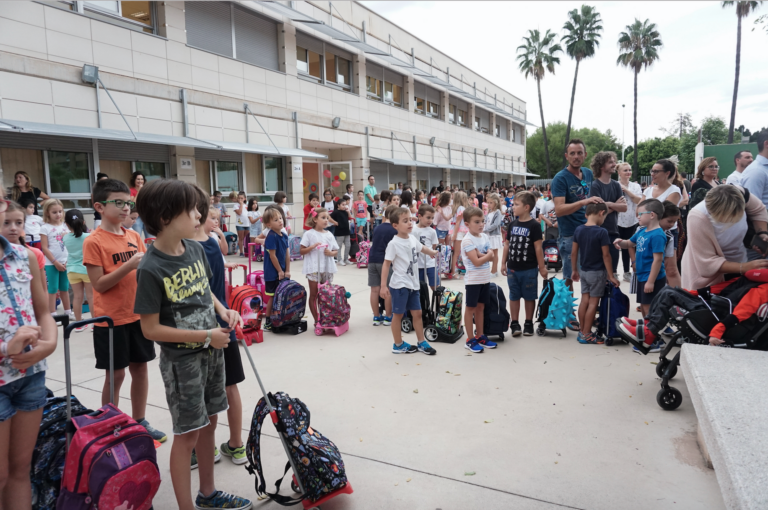 Comencen les classes per a prop de 8.000 escolars d’educació infantil, primària i secundària a la ciutat