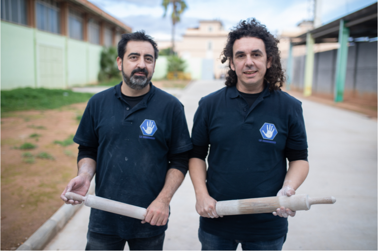 Vila-real se suma a la repulsa contra la violència de gènere a través del mural ceràmic ‘La Comunitat’