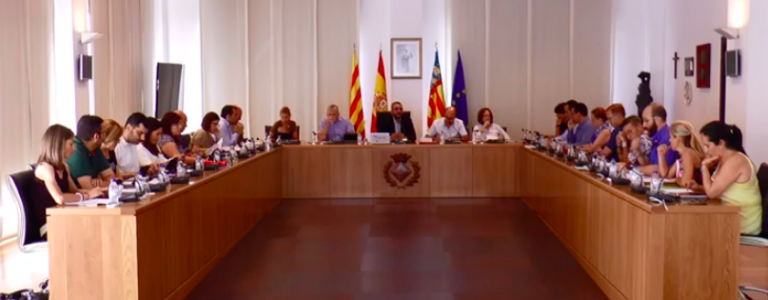 L'aprovació del préstec per a pagar sentències i la renúncia de Mari Parra, claus del ple de Vila-real
