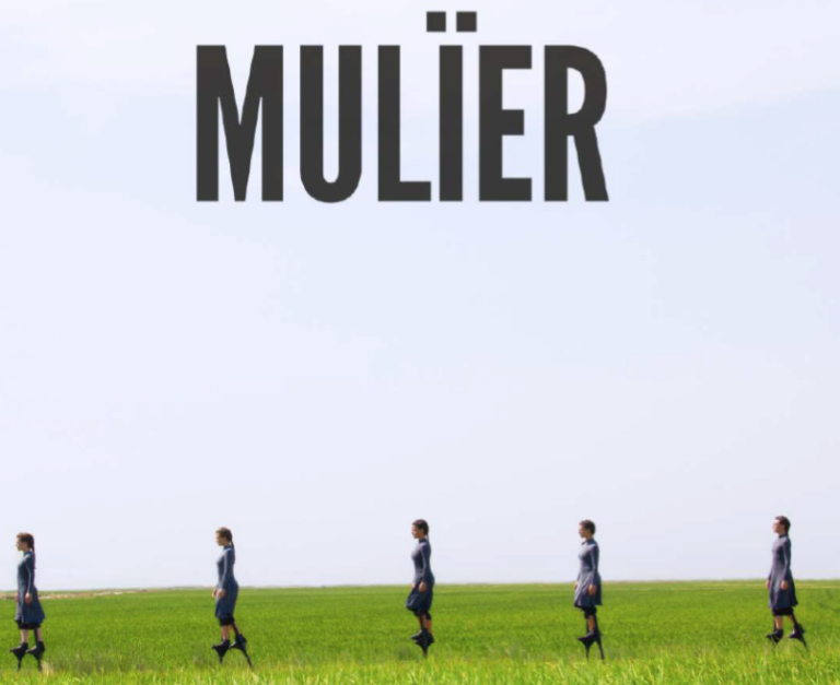 Dansa sobre xanques contra la violencia masclista amb motiu del 25 de Novembre