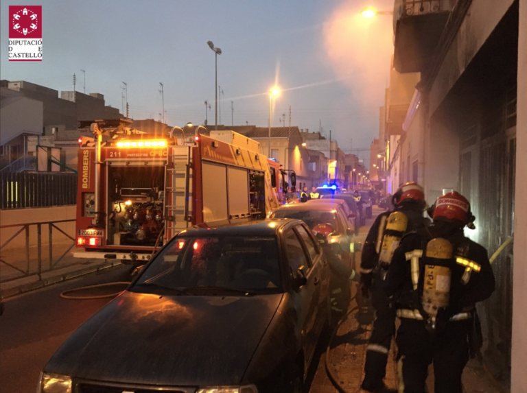 Incendi aquesta matinada en la planta baixa d’un habitatge en la zona del col·legi ‘La Huerta’