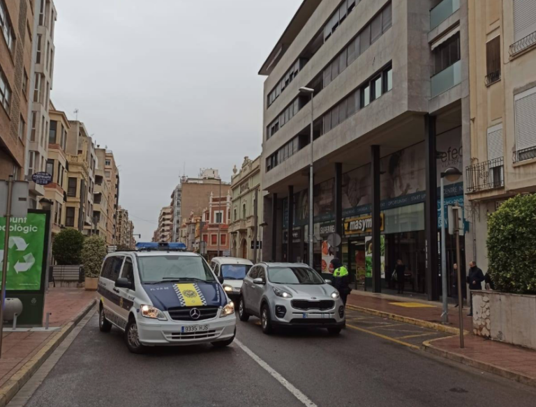 800 denúncies, 6.000 hores de treball voluntari i onze detinguts a Vila-real des de l’inici de la pandèmia en març