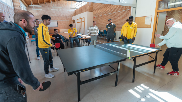 Un camí cap a la recuperació i l’amistat: CRIS La Vall i el Villarreal C, junts per la integració