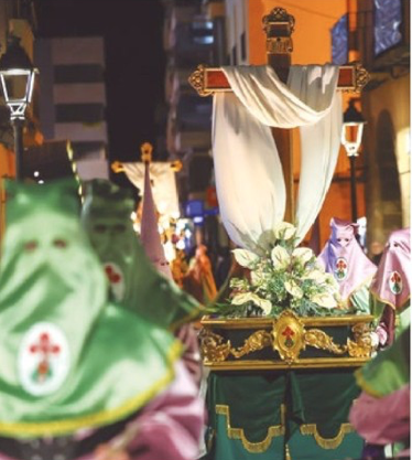 Dimecres Sant amb processons i trasllats de confraries