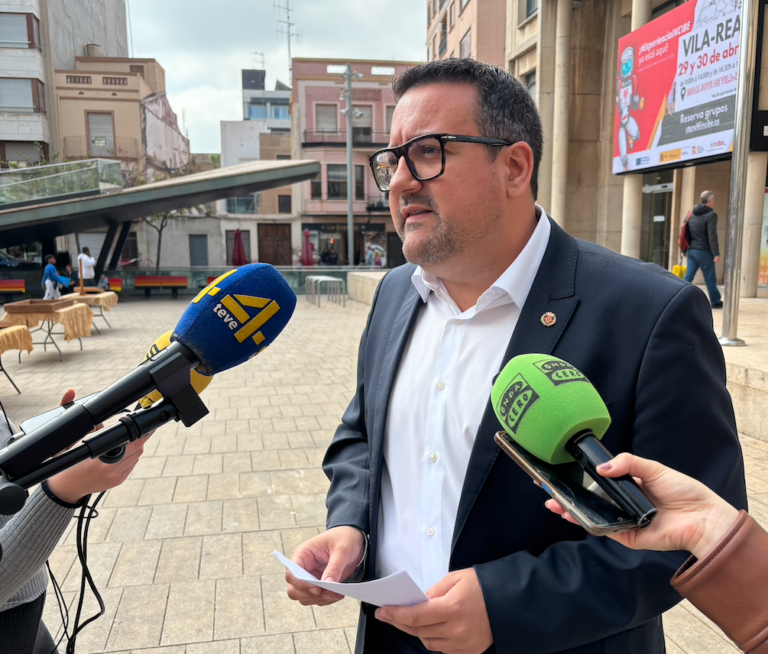 Casabó acusa l’alcalde de «segrestar» el pressupost de Vila-real per interessos partidistes