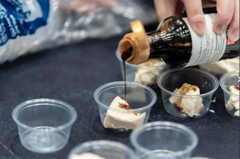 L’Estadi de la Ceràmica acull la I Jornada de Futbol i Alimentació entre Espanya i el Japó