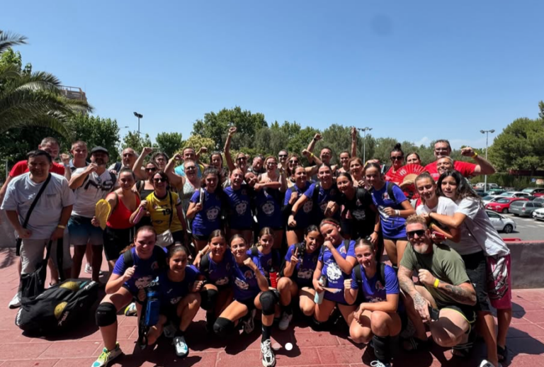 Les alevines del Handbol Vila-real, campiones del Mislata Fest