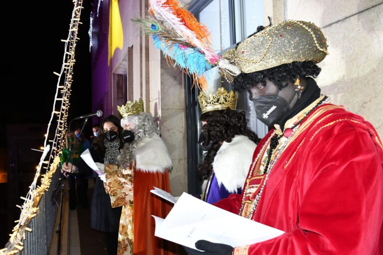 GALERIA | Vila-real viu una màgica nit amb l’arribada dels Reis Mags