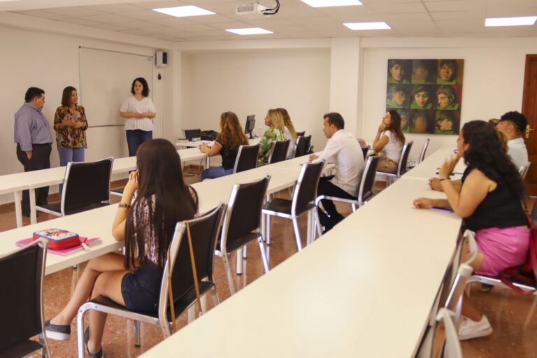 L’Ajuntament impulsa cursos gratuïts de valencià