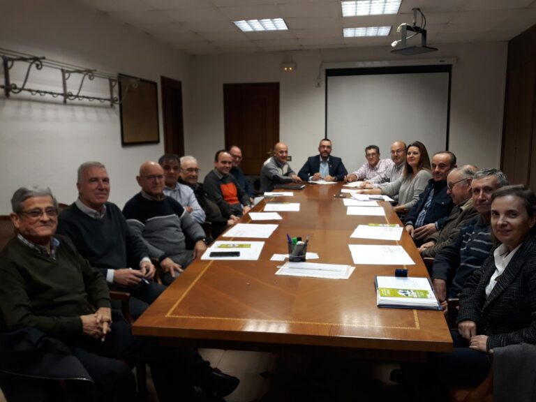 La Plataforma per la Diginitat del Llaurador presenta la mobilització per a exigir un nou acord amb la UE