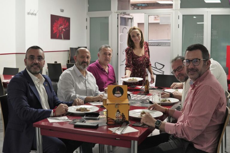 La inauguració de la Ruta de la Tapa provoca intenses emocions culinàries