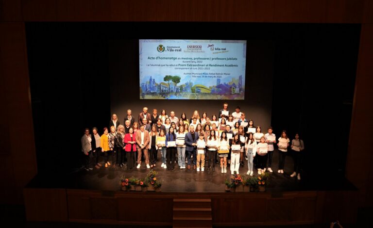 Vila-real reconeix als alumnes amb els Premis Extraordinaris al Rendiment Acadèmic