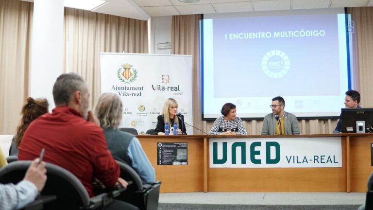 La I Trobada Multicodi reuneix a experts de huit disciplines a la Uned al voltant de la paraula