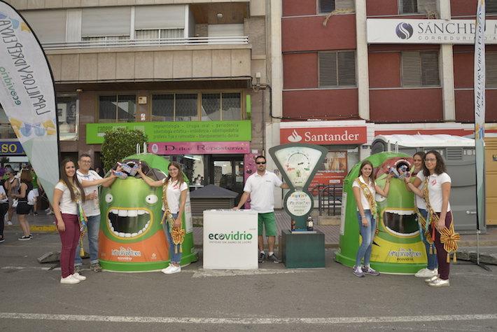 La campanya de reciclatge de vidre per a penyes fa la seua primera parada dins les festes de la Mare de Déu de Gràcia
