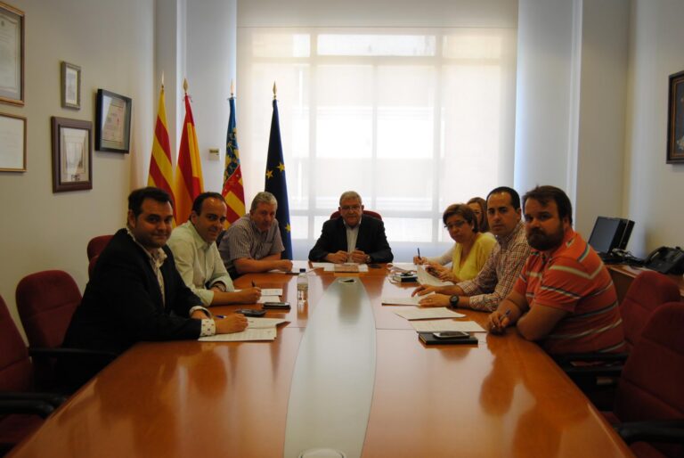 Benlloch invita als diputats de Vila-real a Les Corts a una Junta de Portaveus